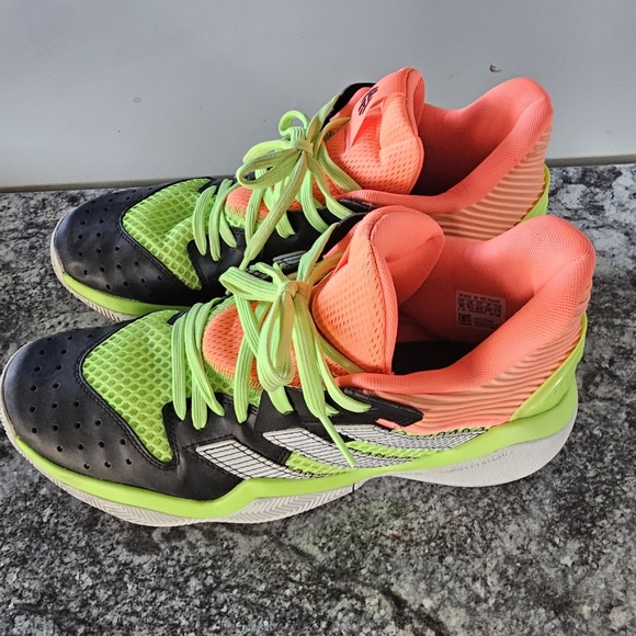 Mens Adidas Basketball Shoes - Picture 3 of 5